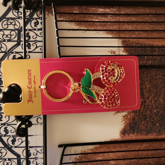Juicy Couture Cherry Keychain/ Purse Charm With Tinted Lip Oil - Picture 6 of 6